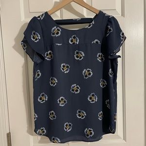 Loft floral bar back blouse with petal sleeve, size small